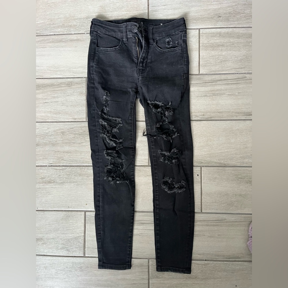 American Eagle black ripped jeggings size 00 x-short, gently worn